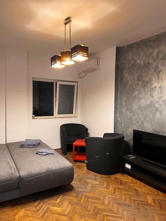 Emi Apartaments Букурещ Екстериор снимка