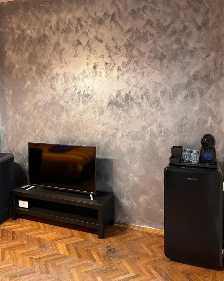 Emi Apartaments Букурещ Екстериор снимка