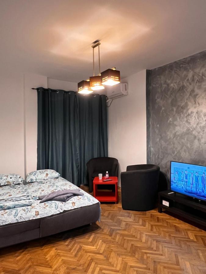 Emi Apartaments Букурещ Екстериор снимка