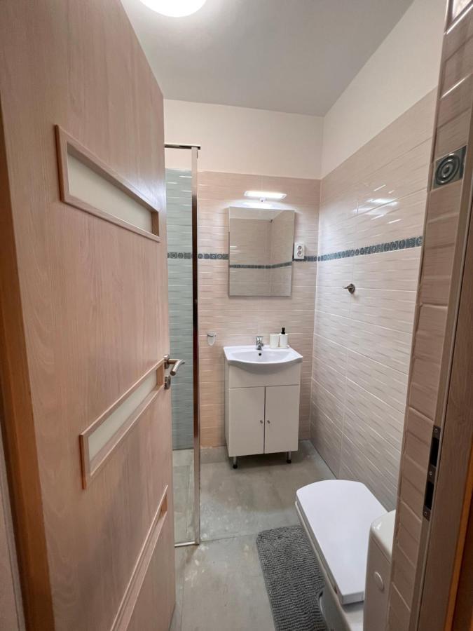 Emi Apartaments Букурещ Екстериор снимка